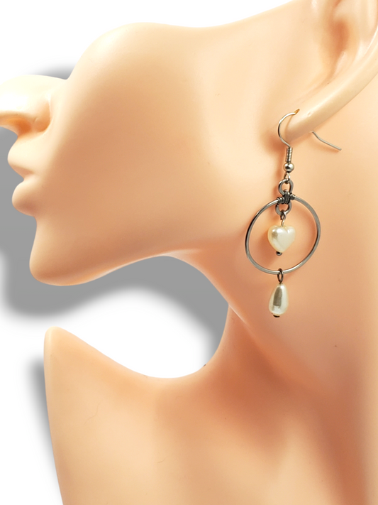 Pearl Heart Hoop Earrings